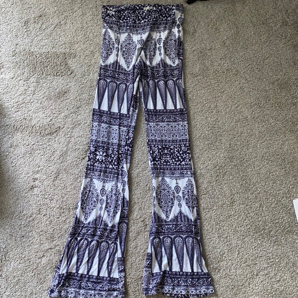 Flowey blue and white flare pants